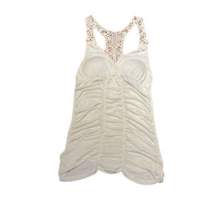 2/$15 𝅺CREAM tank with crocheted back NWOT
